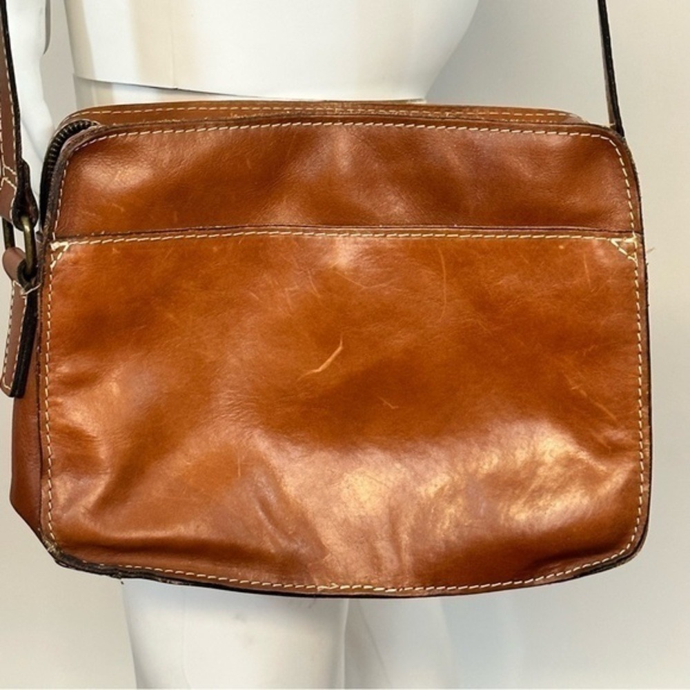 Patricia Nash Italian Leather Crossbody Purse - Picture 3 of 5